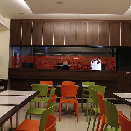 Bella Vita Hotel Kupang  Exterior foto