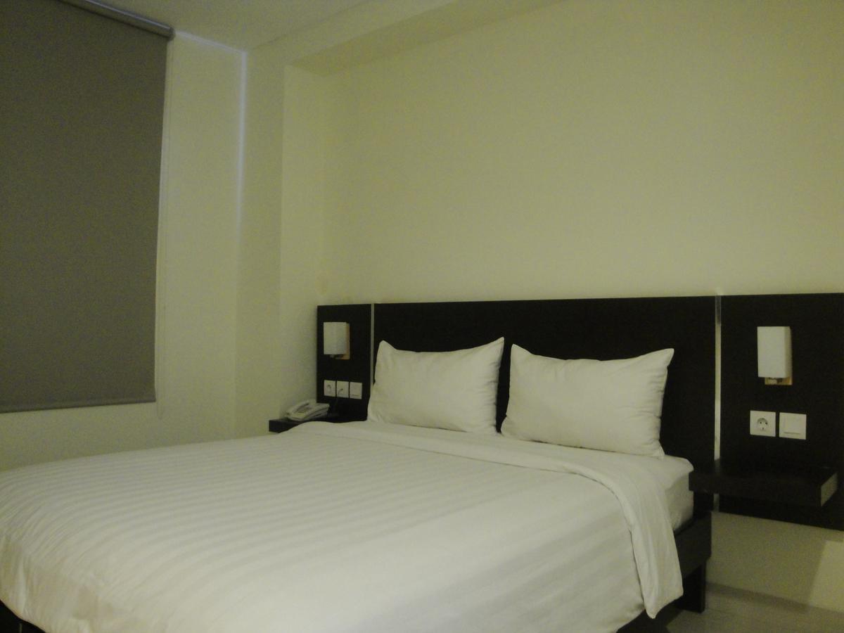 Bella Vita Hotel Kupang  Exterior foto
